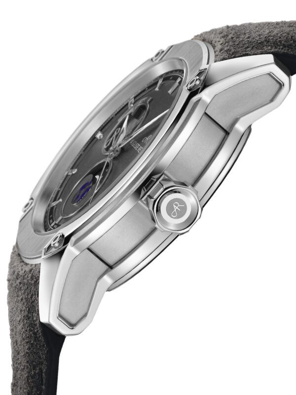 Profile of the UNITY DAY & NIGHT watch from the Auguste Reymond manufacture. Steel case, black dial.
